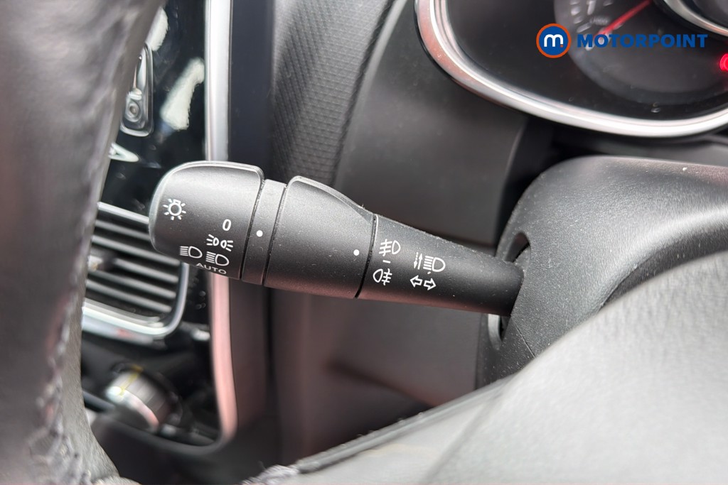 Renault Clio Dynamique Nav Manual Petrol Hatchback - Stock Number (1649118) - 18th supplementary image