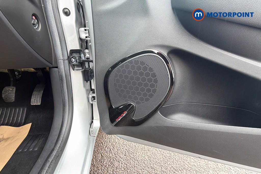 Renault Clio Dynamique Nav Manual Petrol Hatchback - Stock Number (1649118) - 21st supplementary image