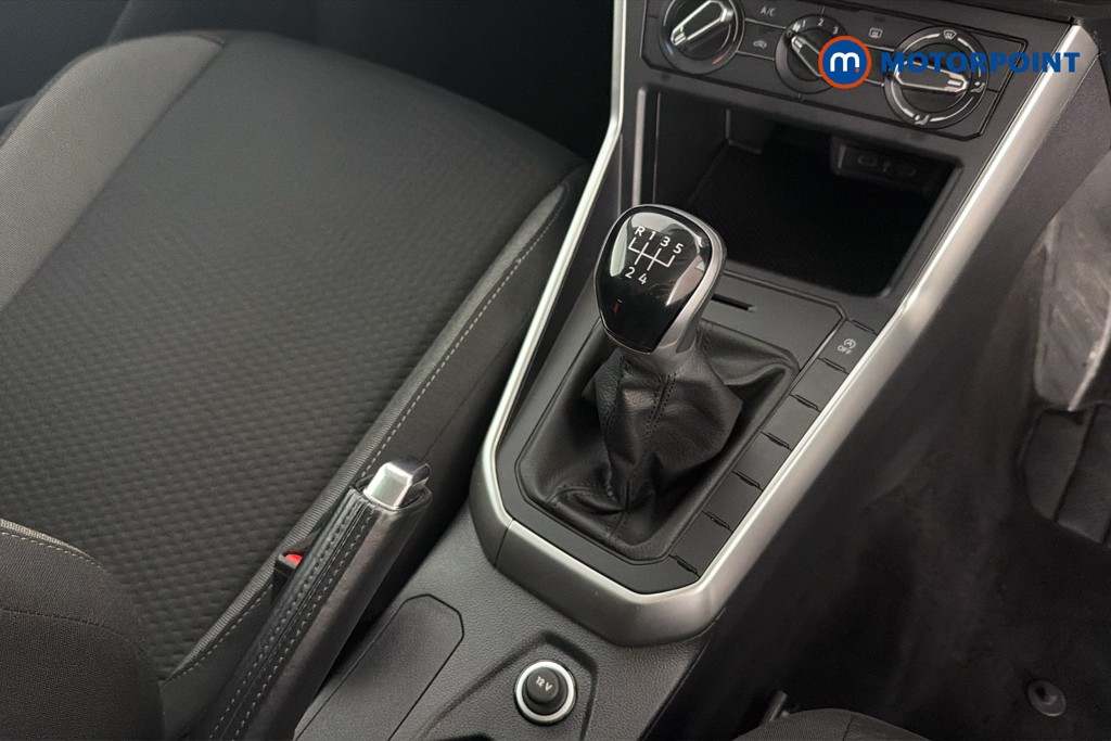 Volkswagen Polo Life Manual Petrol Hatchback - Stock Number (1649254) - 15th supplementary image
