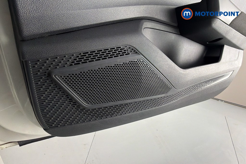 Volkswagen Polo Life Manual Petrol Hatchback - Stock Number (1649254) - 21st supplementary image