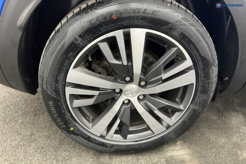 Peugeot 3008 Allure Premium Manual Diesel SUV - Stock Number (1649410) - 32nd supplementary image