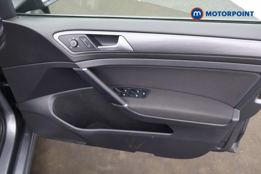 Volkswagen Golf Match Manual Petrol Hatchback - Stock Number (1649441) - 14th supplementary image