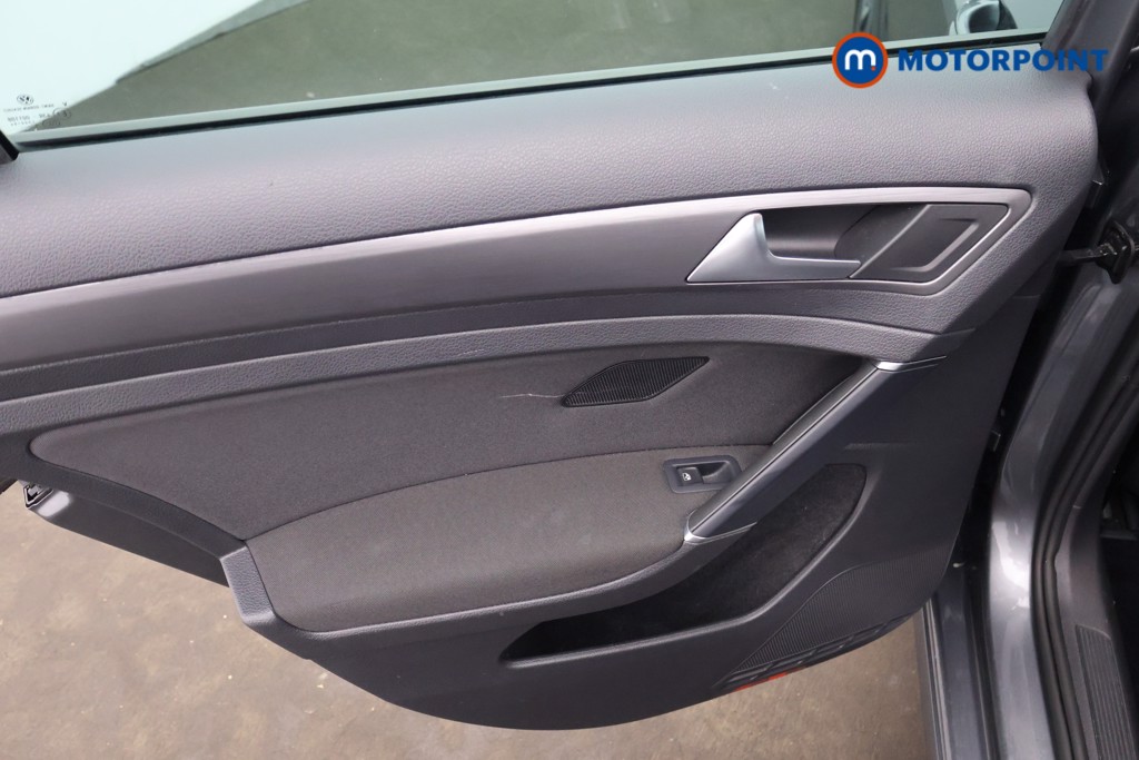 Volkswagen Golf Match Manual Petrol Hatchback - Stock Number (1649441) - 20th supplementary image