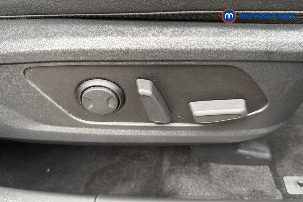 Hyundai Tucson Ultimate Automatic Petrol-Electric Hybrid SUV - Stock Number (1649477) - 23rd supplementary image