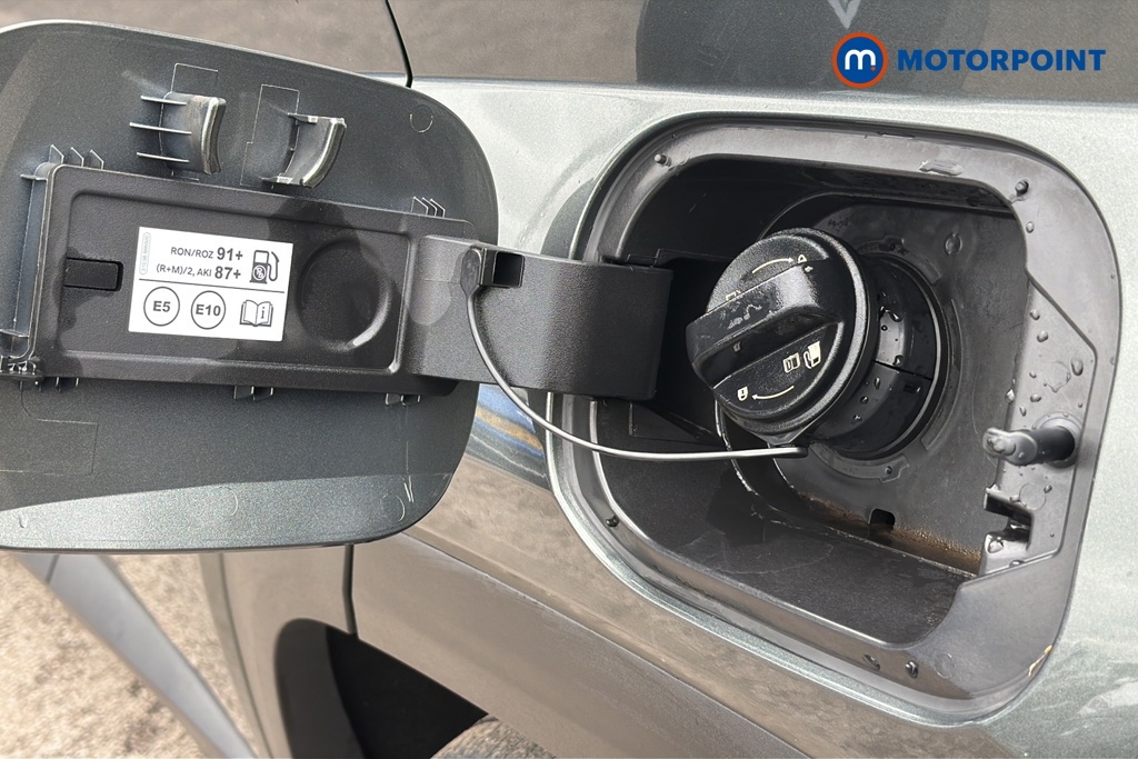 Hyundai Tucson Ultimate Automatic Petrol-Electric Hybrid SUV - Stock Number (1649477) - 41st supplementary image