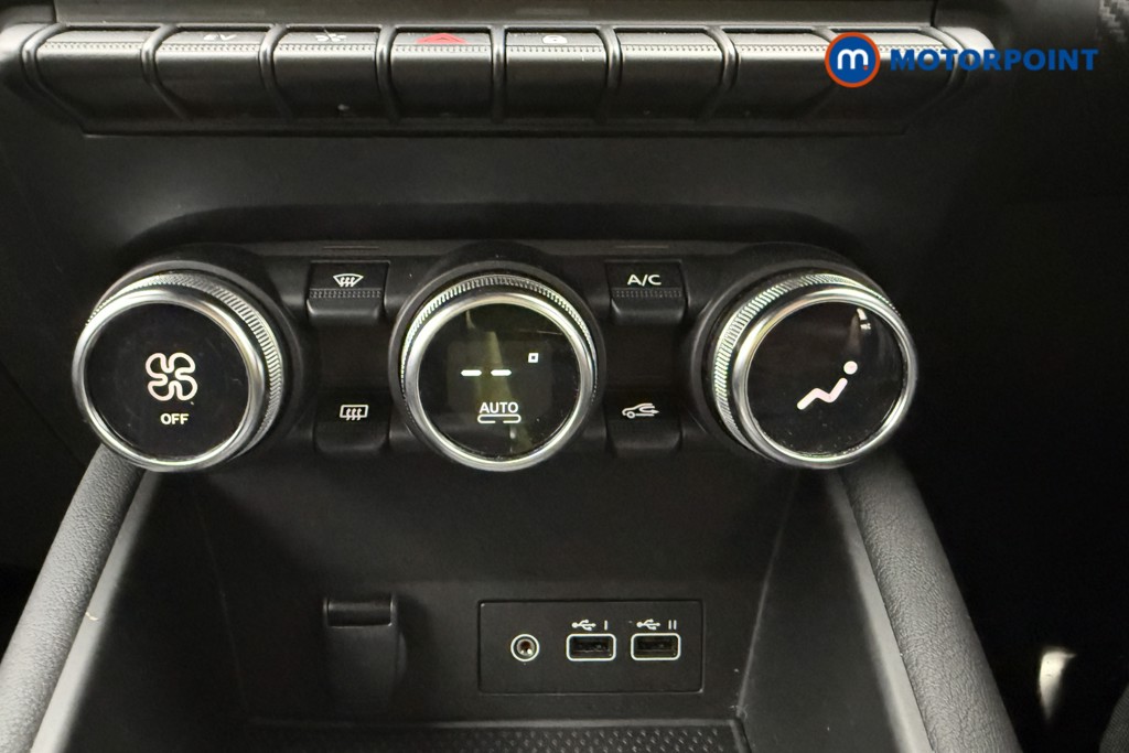 Renault Captur Engineered Automatic Petrol Plug-In Hybrid SUV - Stock Number (1649583) - 14th supplementary image