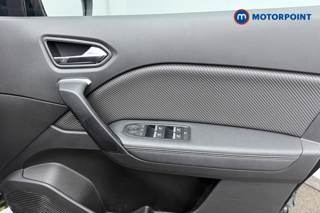 Renault Captur Engineered Automatic Petrol Plug-In Hybrid SUV - Stock Number (1649583) - 26th supplementary image