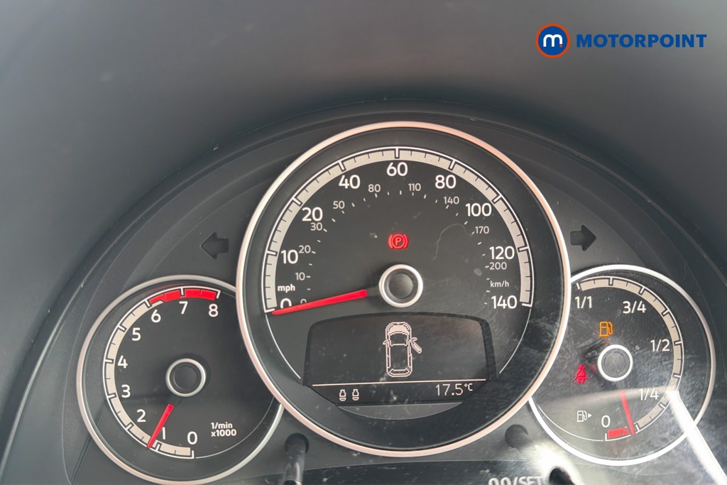 Volkswagen UP Move Up Manual Petrol Hatchback - Stock Number (1649834) - 8th supplementary image