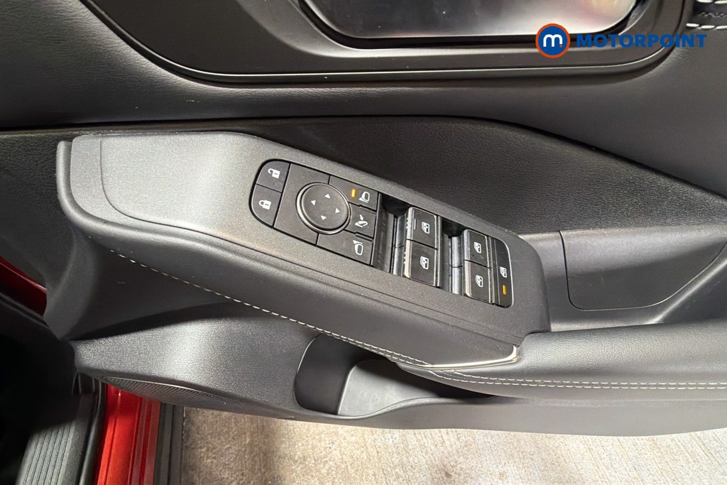 Nissan Qashqai N-Connecta Automatic Petrol-Electric Hybrid SUV - Stock Number (1650055) - 20th supplementary image