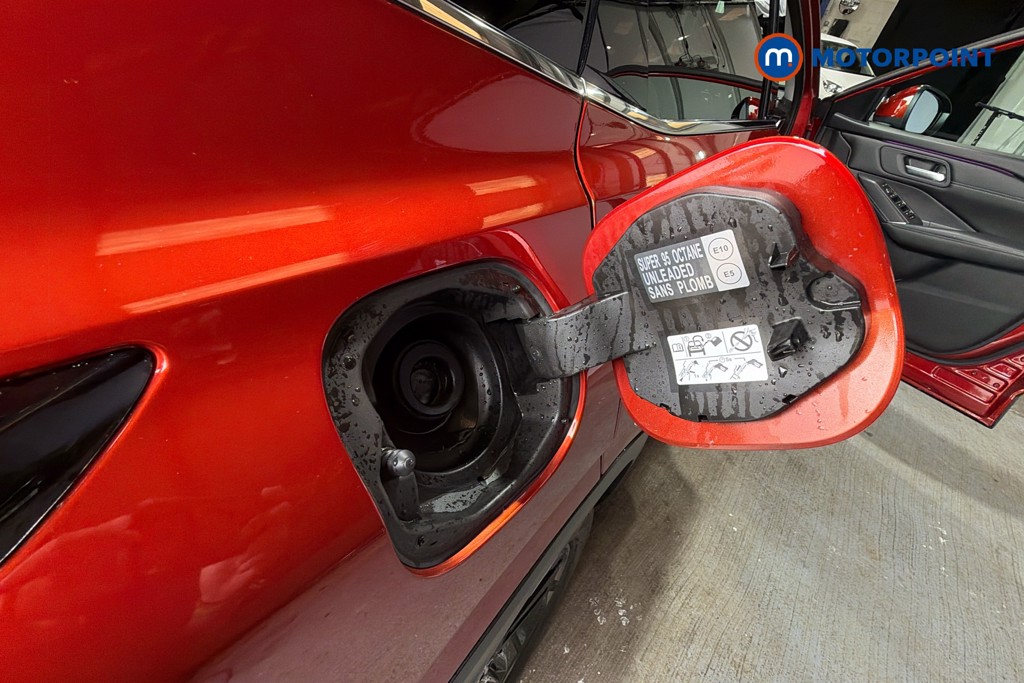 Nissan Qashqai N-Connecta Automatic Petrol-Electric Hybrid SUV - Stock Number (1650055) - 41st supplementary image