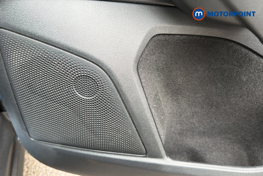 Ford Focus Titanium Automatic Petrol Estate - Stock Number (1650329) - 21st supplementary image