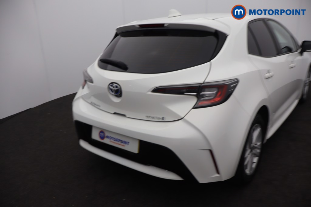 Toyota Corolla Icon Automatic Petrol-Electric Hybrid Hatchback - Stock Number (1650398) - 2nd supplementary image
