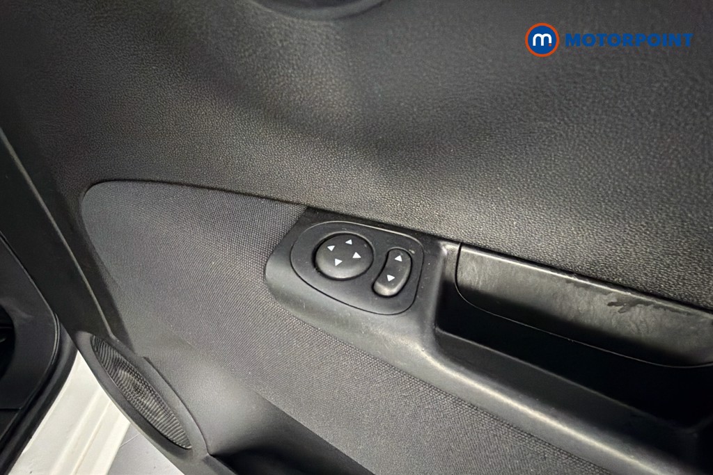 Fiat 500 Lounge Manual Petrol Hatchback - Stock Number (1650514) - 20th supplementary image