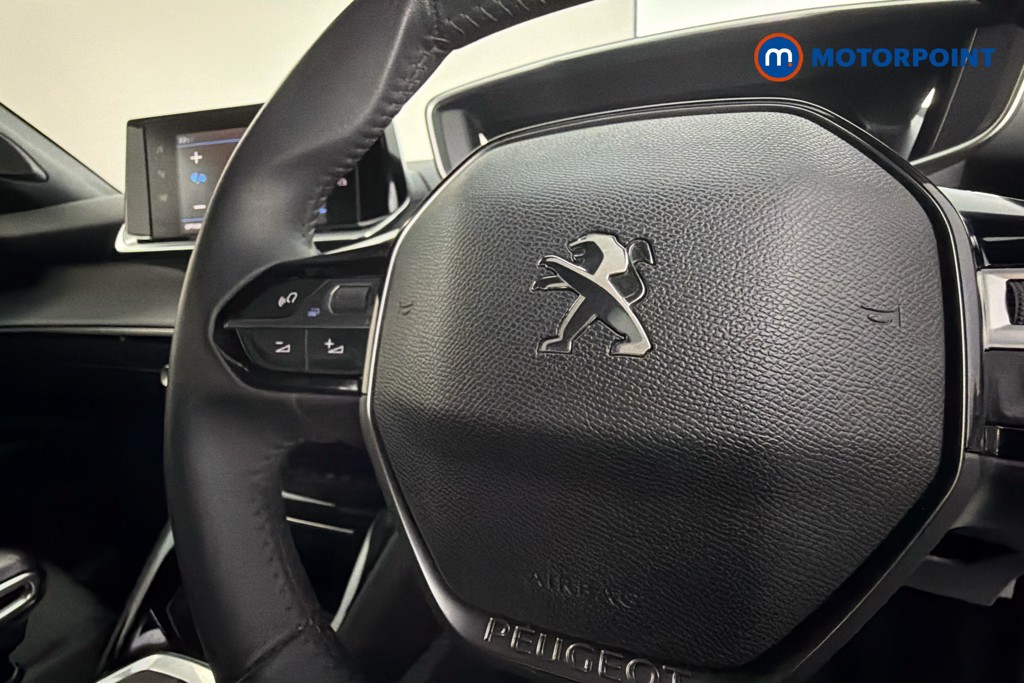 Peugeot 2008 Allure Premium-Plus Manual Petrol SUV - Stock Number (1650562) - 5th supplementary image