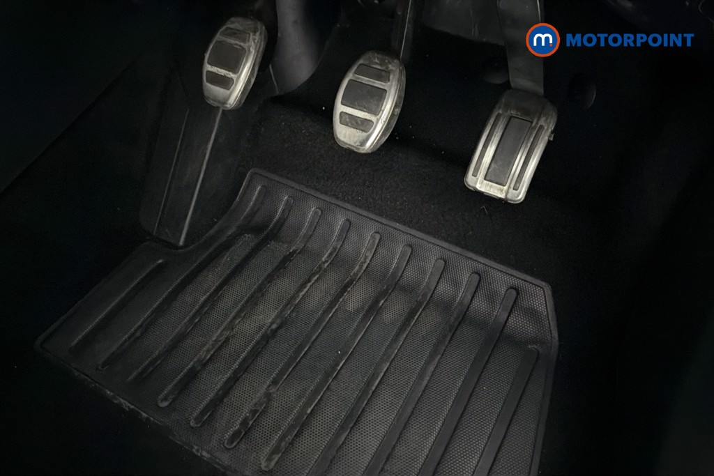 Peugeot 2008 Allure Premium-Plus Manual Petrol SUV - Stock Number (1650562) - 27th supplementary image