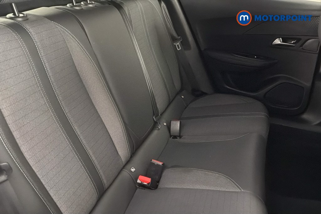 Peugeot 2008 Allure Premium-Plus Manual Petrol SUV - Stock Number (1650562) - 28th supplementary image
