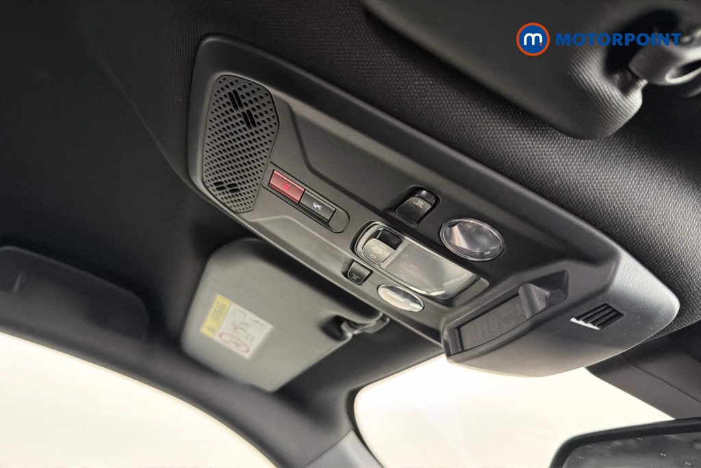 Peugeot 2008 Allure Premium-Plus Manual Petrol SUV - Stock Number (1650562) - 32nd supplementary image