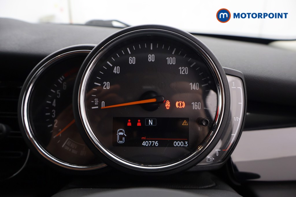 Mini Hatchback Cooper Classic Manual Petrol Hatchback - Stock Number (1650628) - 8th supplementary image