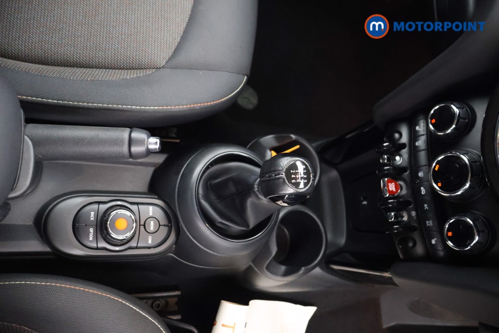 Mini Hatchback Cooper Classic Manual Petrol Hatchback - Stock Number (1650628) - 13th supplementary image