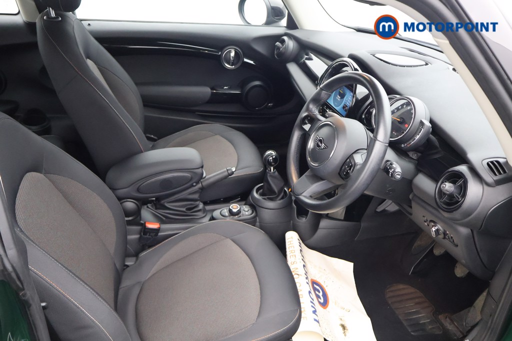 Mini Hatchback Cooper Classic Manual Petrol Hatchback - Stock Number (1650628) - 16th supplementary image