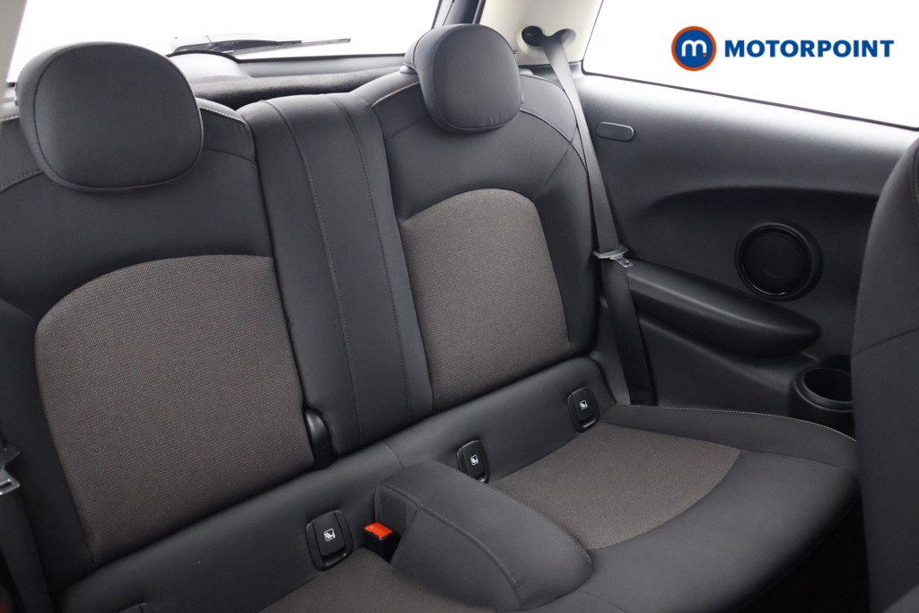 Mini Hatchback Cooper Classic Manual Petrol Hatchback - Stock Number (1650628) - 17th supplementary image
