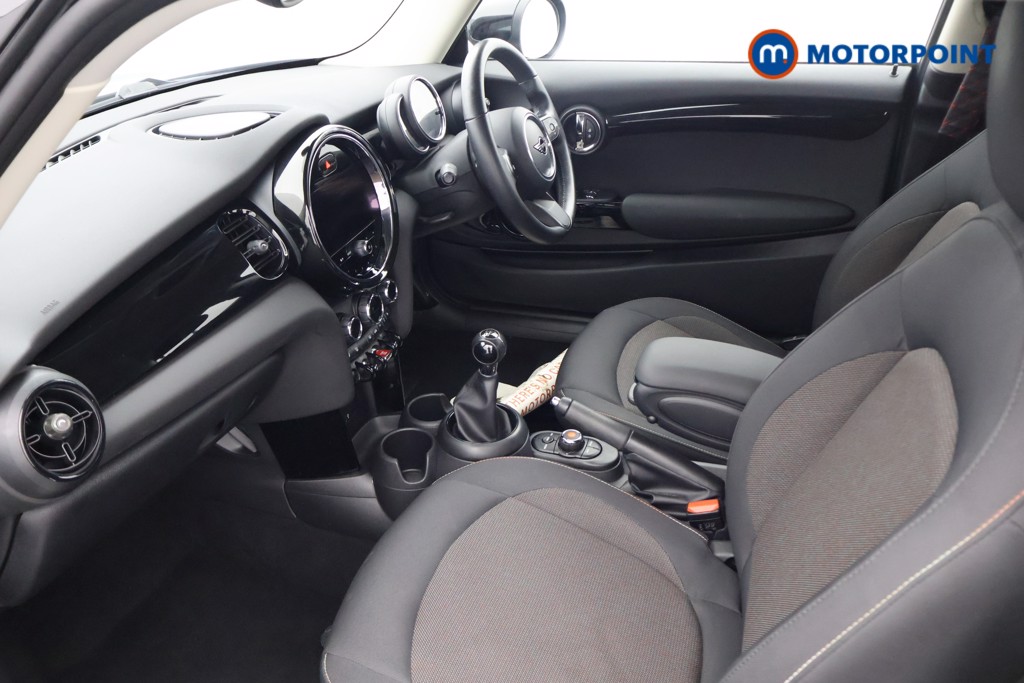 Mini Hatchback Cooper Classic Manual Petrol Hatchback - Stock Number (1650628) - 20th supplementary image