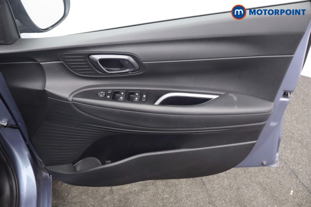 Hyundai I20 Premium Manual Petrol Hatchback - Stock Number (1651131) - 11th supplementary image