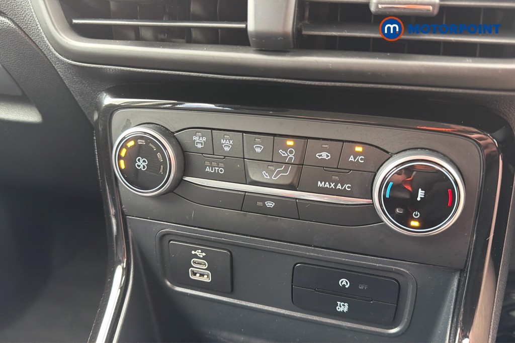 Ford Ecosport Titanium Manual Petrol SUV - Stock Number (1651169) - 12th supplementary image