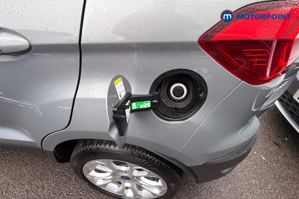 Ford Ecosport Titanium Manual Petrol SUV - Stock Number (1651169) - 41st supplementary image