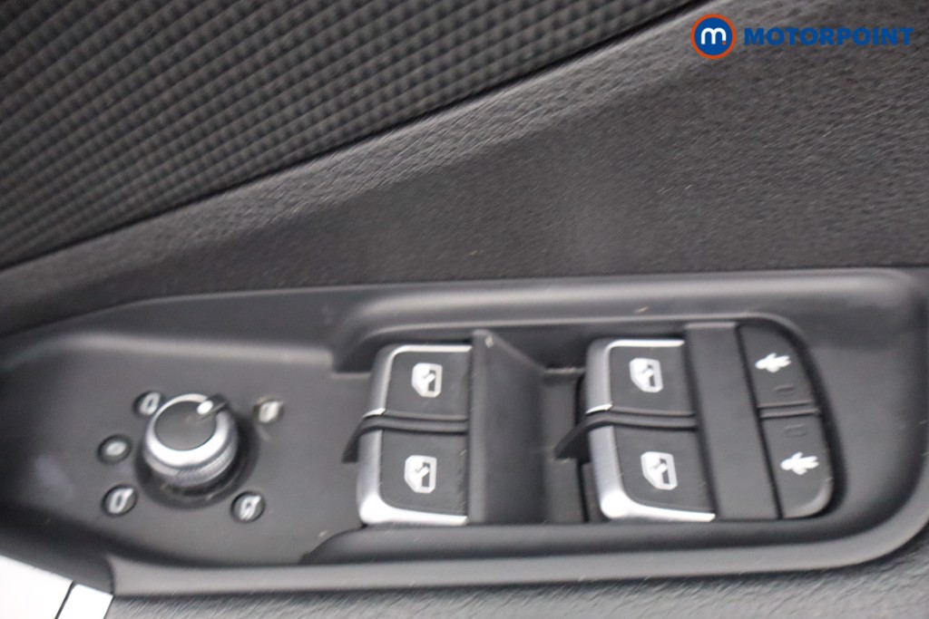 Audi Q2 S Line Manual Petrol SUV - Stock Number (1651214) - 11th supplementary image