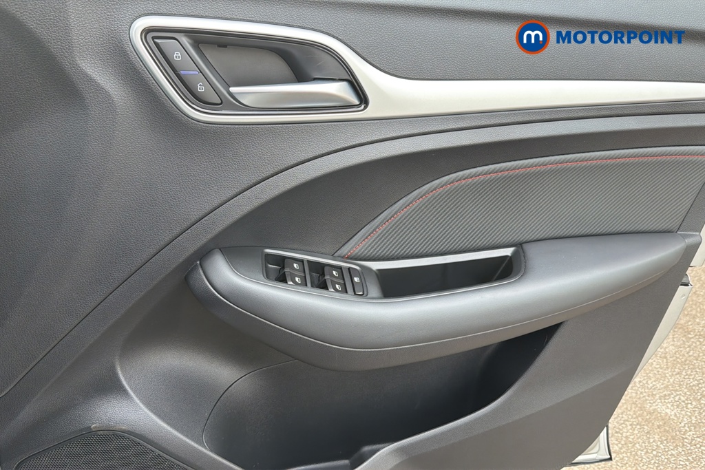 Mg Motor Uk ZS Exclusive Manual Petrol SUV - Stock Number (1651330) - 18th supplementary image