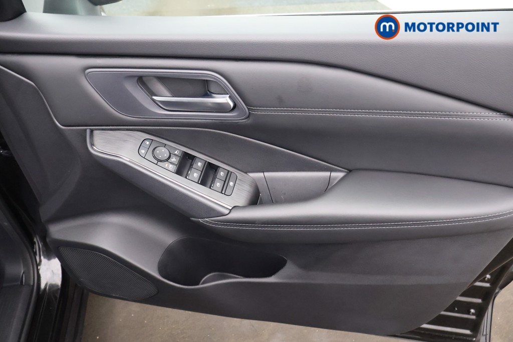 Nissan Qashqai Acenta Premium Manual Petrol SUV - Stock Number (1651461) - 14th supplementary image