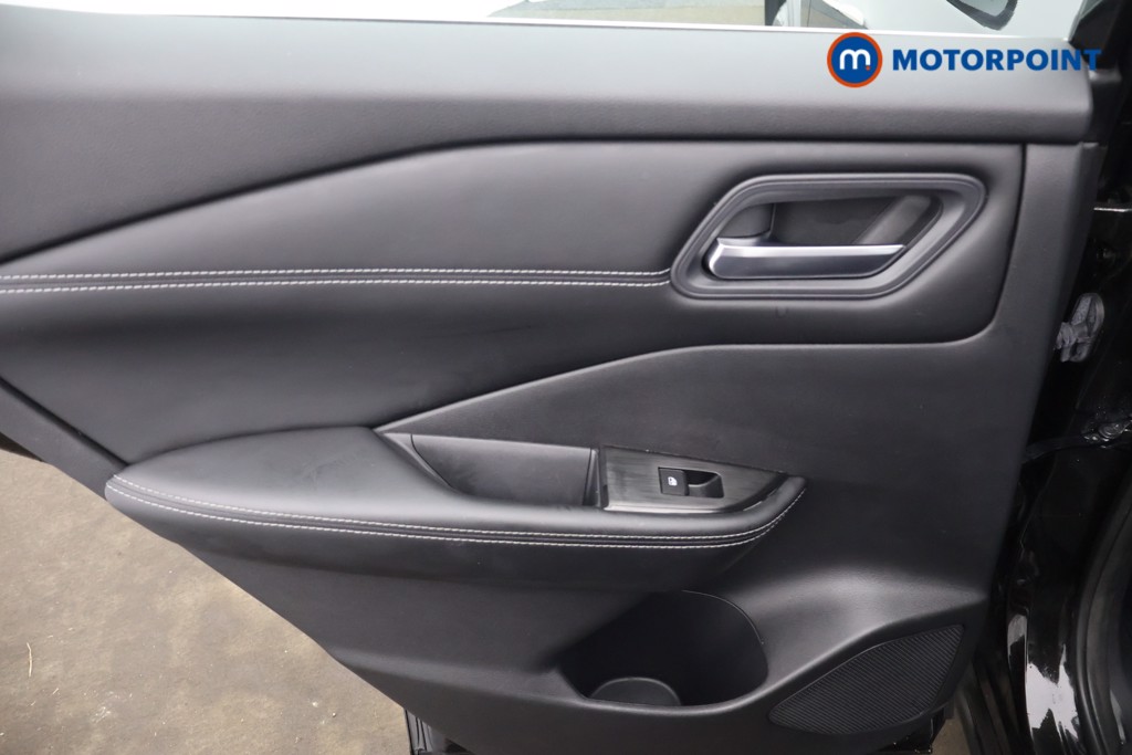 Nissan Qashqai Acenta Premium Manual Petrol SUV - Stock Number (1651461) - 20th supplementary image