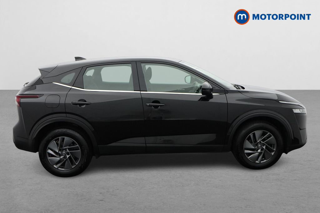 Nissan Qashqai Acenta Premium Manual Petrol SUV - Stock Number (1651461) - Drivers side