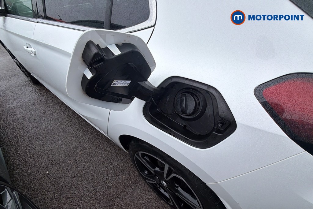 Vauxhall Corsa Elite Edition Manual Petrol Hatchback - Stock Number (1651565) - 41st supplementary image