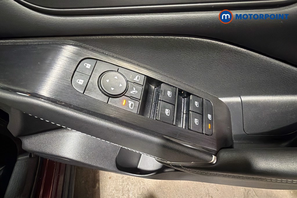 Nissan Qashqai N-Connecta Automatic Petrol SUV - Stock Number (1651695) - 20th supplementary image