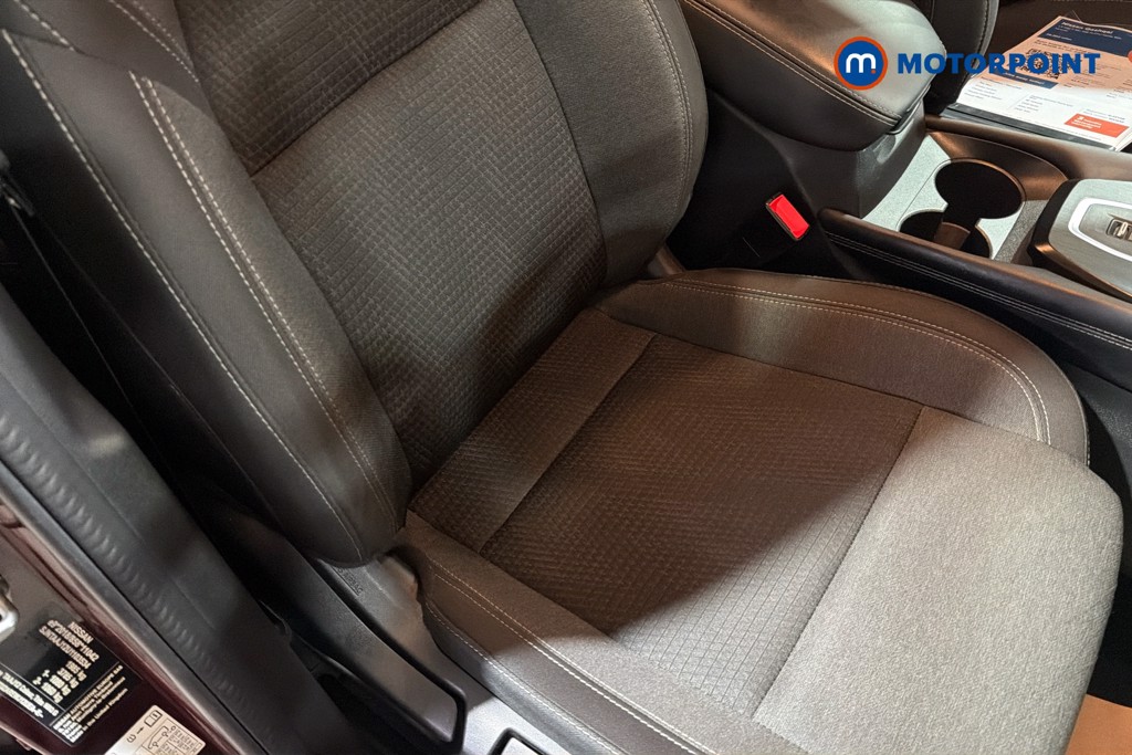 Nissan Qashqai N-Connecta Automatic Petrol SUV - Stock Number (1651695) - 22nd supplementary image