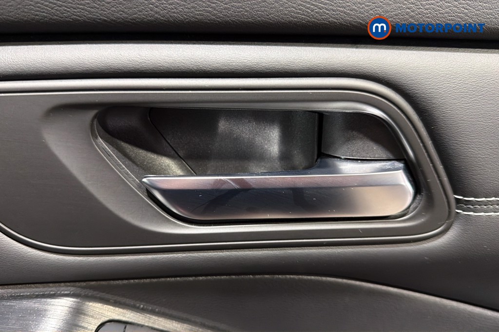 Nissan Qashqai N-Connecta Automatic Petrol SUV - Stock Number (1651695) - 42nd supplementary image