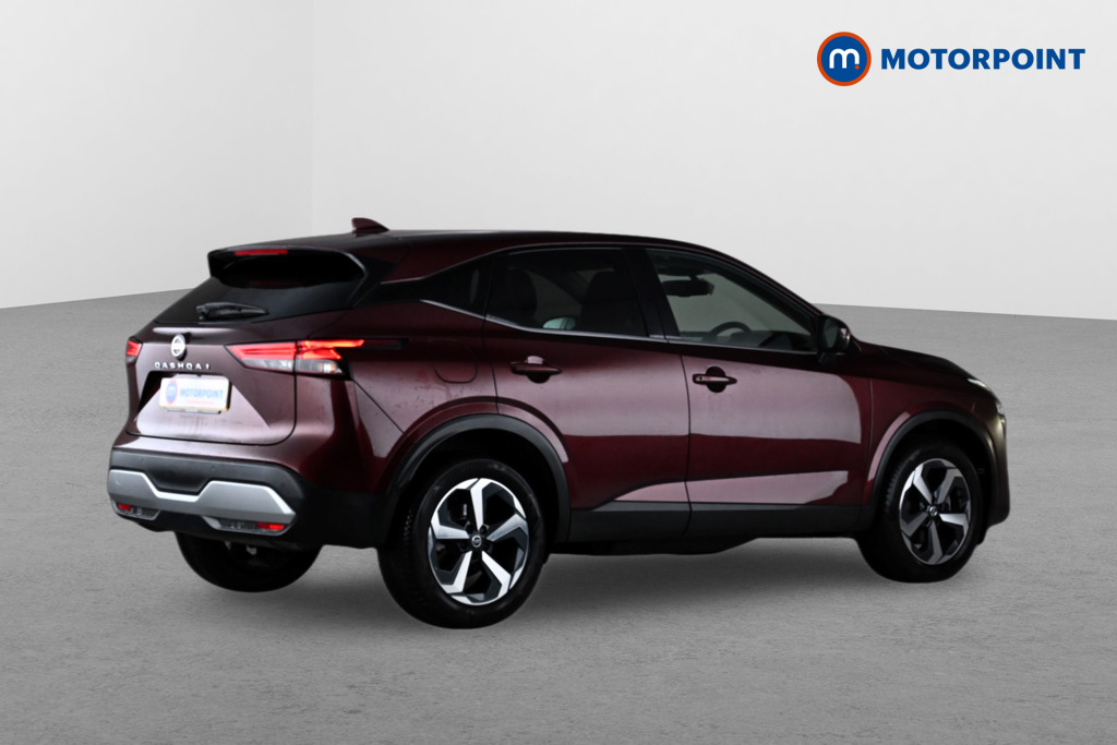 Nissan Qashqai N-Connecta Automatic Petrol SUV - Stock Number (1651695) - Drivers side rear corner