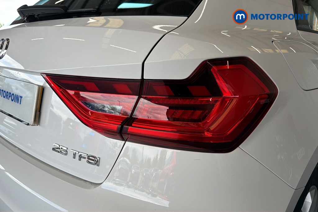 Audi A1 Technik Manual Petrol Hatchback - Stock Number (1652145) - 36th supplementary image