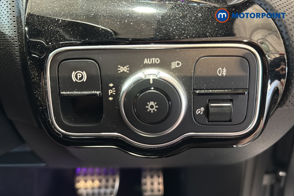 Mercedes-Benz CLA Amg Line Automatic Petrol Coupe - Stock Number (1652165) - 11th supplementary image