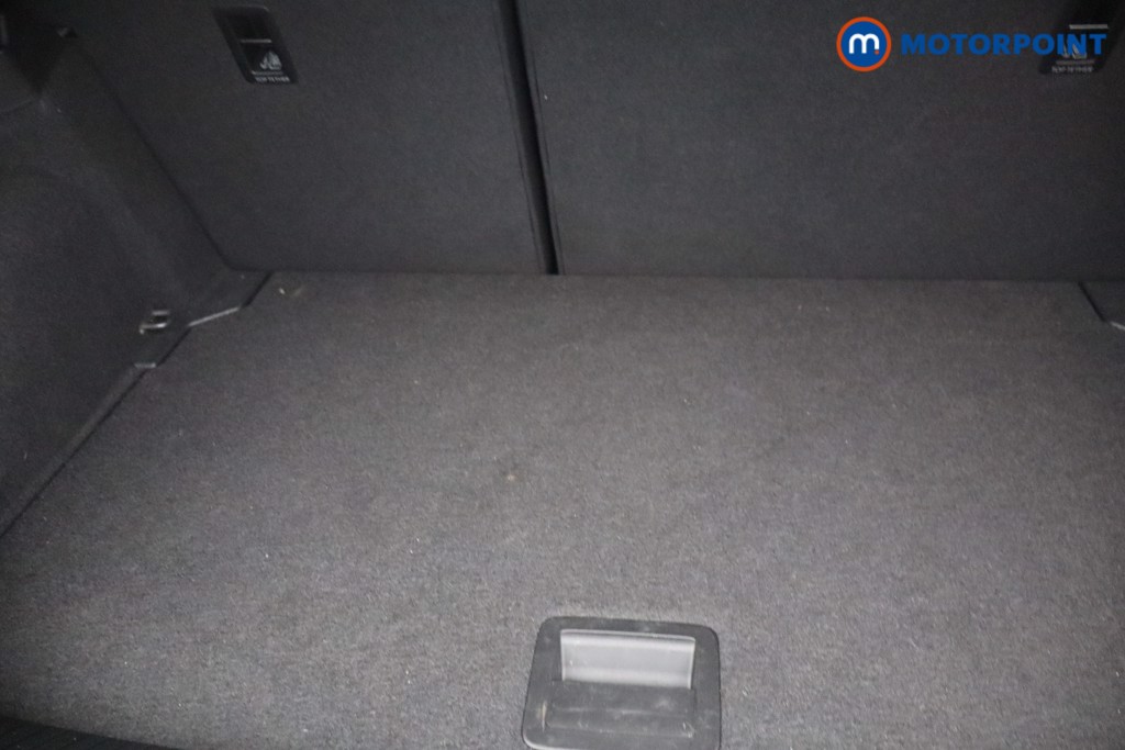 Volkswagen Polo Life Manual Petrol Hatchback - Stock Number (1652401) - 4th supplementary image