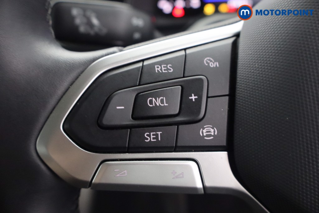 Volkswagen Polo Life Manual Petrol Hatchback - Stock Number (1652401) - 14th supplementary image