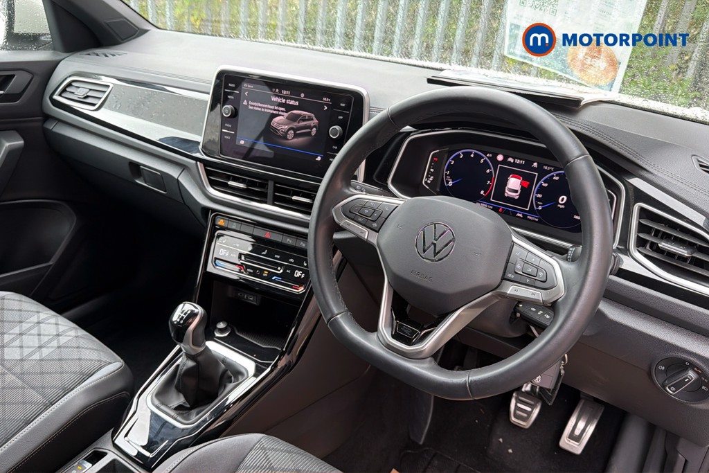 Volkswagen T-Roc R-Line Manual Petrol SUV - Stock Number (1652784) - 1st supplementary image