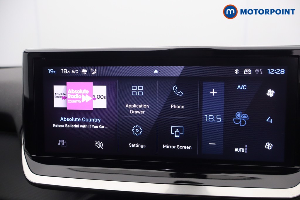 Peugeot 2008 Allure Manual Petrol SUV - Stock Number (1652848) - 18th supplementary image