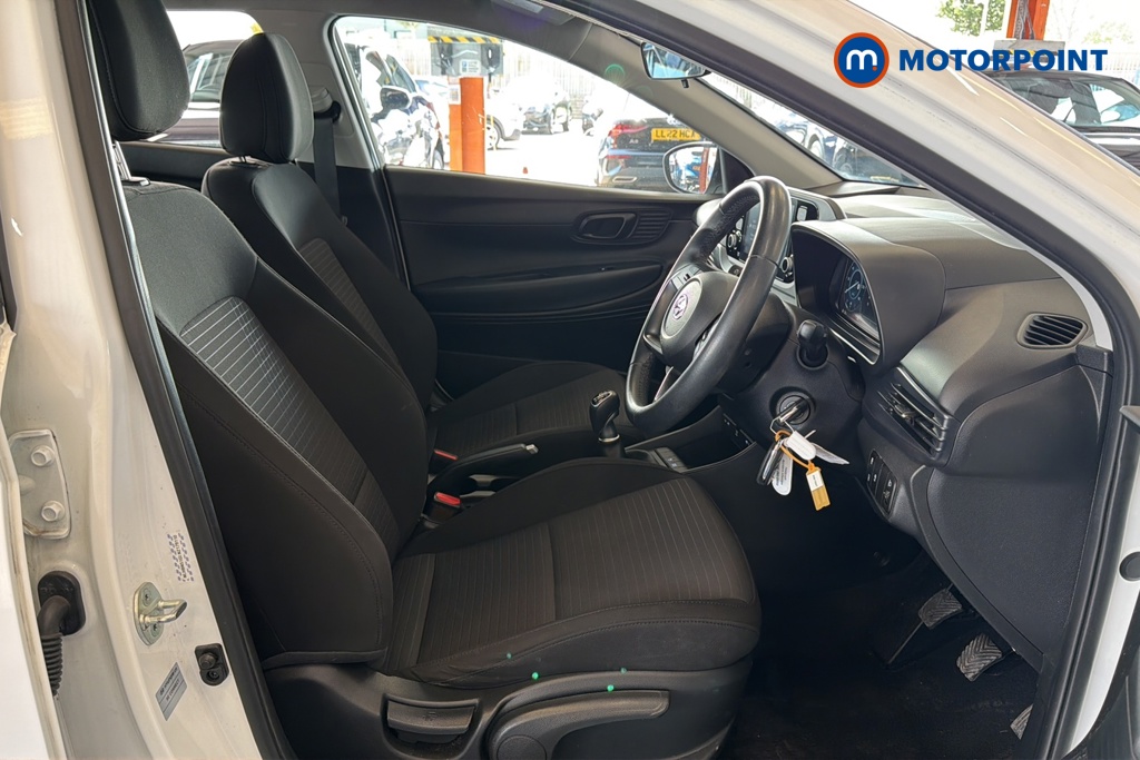 Hyundai I20 Se Connect Manual Petrol Hatchback - Stock Number (1652961) - 22nd supplementary image