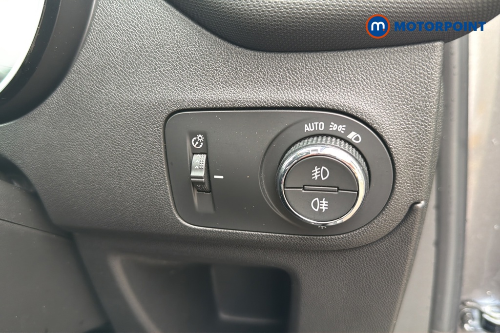 Vauxhall Crossland Elite Edition Manual Petrol SUV - Stock Number (1653057) - 11th supplementary image