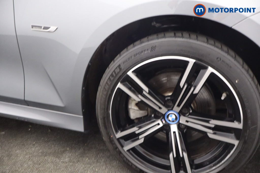 BMW 3 Series M Sport Automatic Petrol Plug-In Hybrid Saloon - Stock Number (1653214) - 24th supplementary image