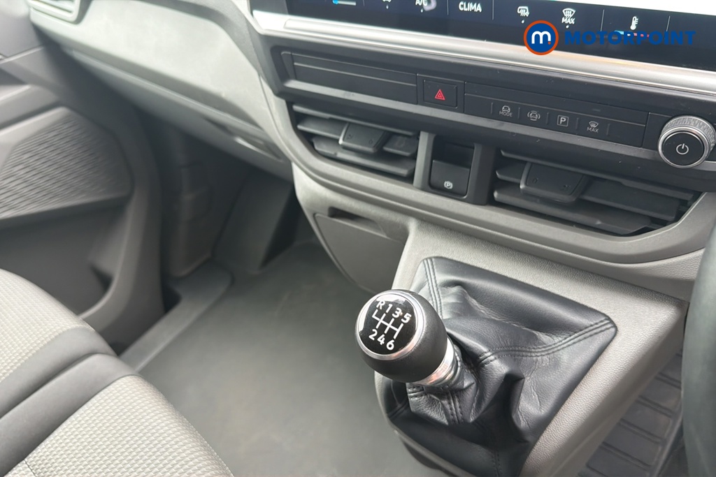 Volkswagen Transporter Commerce Plus Manual Diesel Panel Van - Stock Number (1653247) - 15th supplementary image