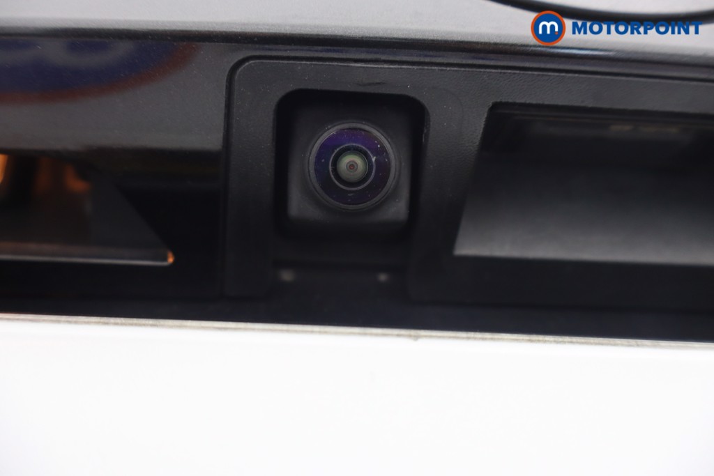 Nissan Juke Tekna Automatic Petrol SUV - Stock Number (1653297) - 5th supplementary image
